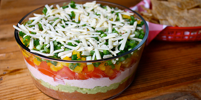 Healthier-Seven-Layer-Dip_tyegnv